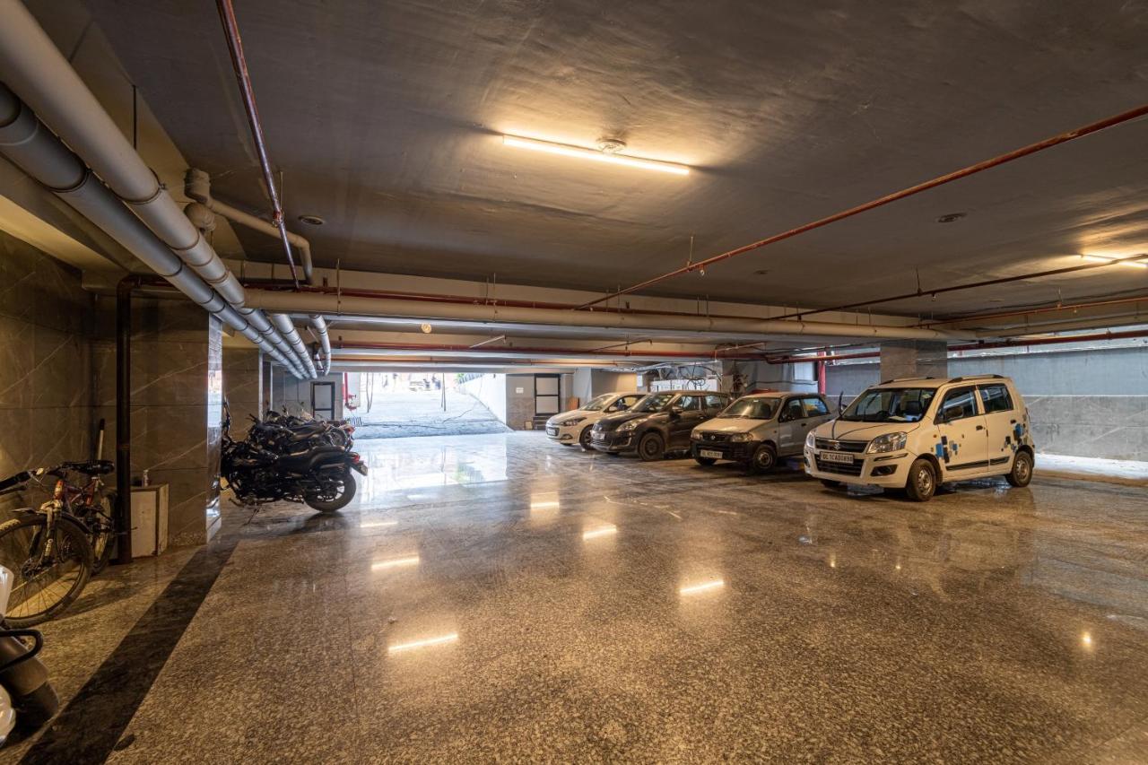 Grand Luxotica By Dls Hotels Dehradun Exteriör bild