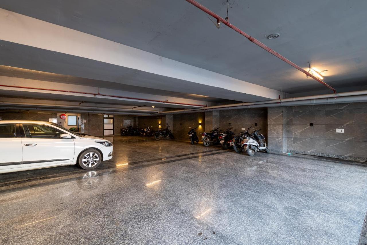Grand Luxotica By Dls Hotels Dehradun Exteriör bild